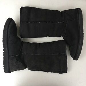 UGG Tall Classic Boots Black Style 5815 Size 5